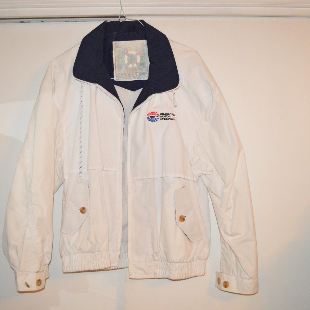 Lightweight jacket